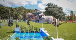 Veroana leads New Zealand Premier League