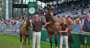 Javeline d’Austral: Precious gift for U25 Richard Vogel